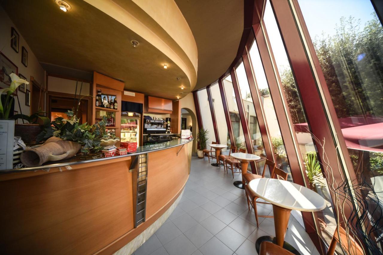 Hotel Kon Tiki 산빈첸초 외부 사진